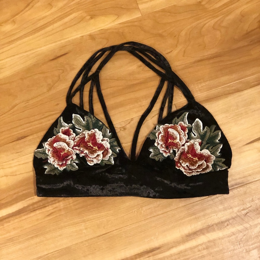Black floral bralette